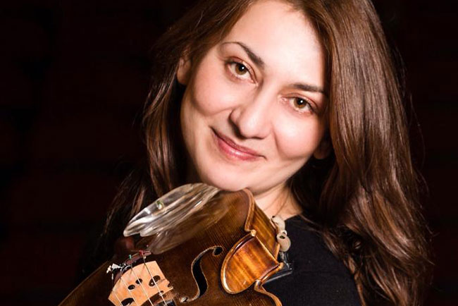 Natalia Tchitch (viola), Julia Sicialiano (piano)